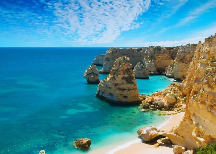 - Walk To * Carvoeiro (Lagoa)